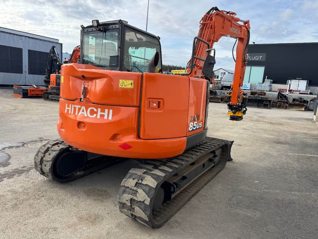 Hitachi ZX85USB-6, Uudella engcon EC209 tiltillä - Mini rýpadlo: obrázek 5 Hitachi ZX85USB-6, Uudella engcon EC209 tiltillä - Mini rýpadlo: obrázek 5