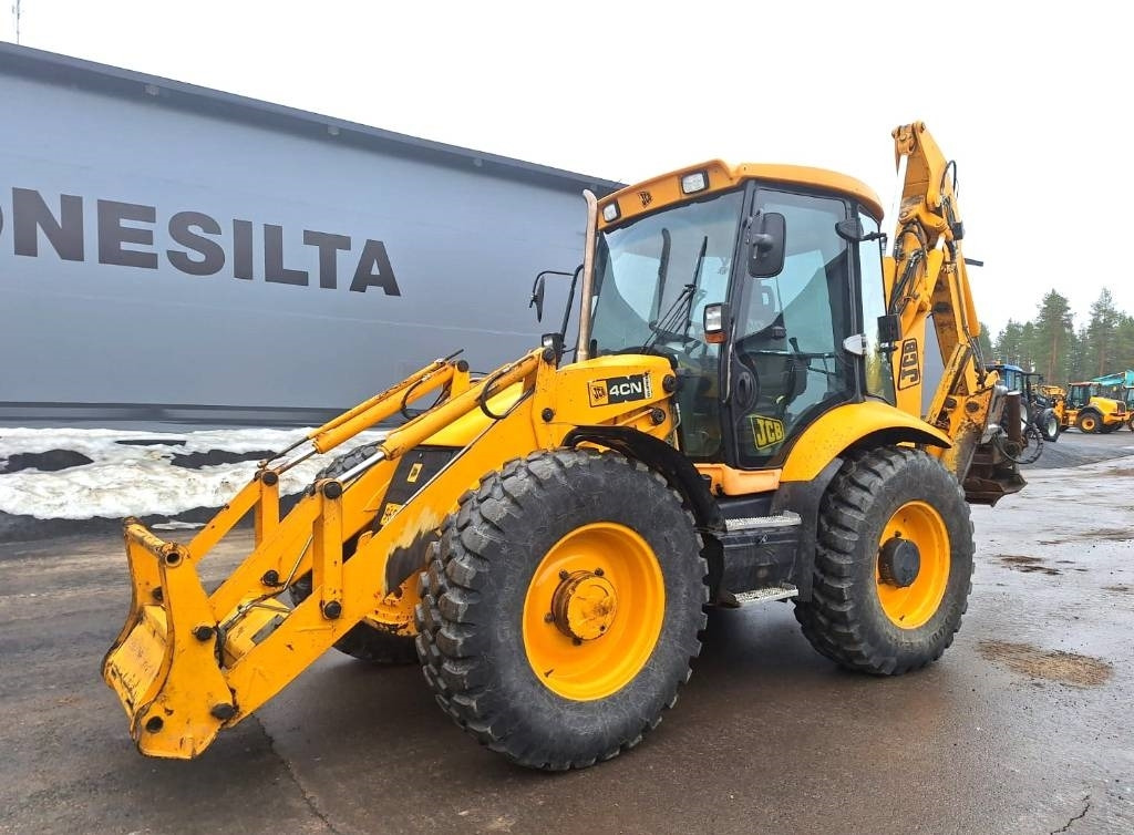Rýpadlo-nakladač JCB 4CN YHDISTELMÄKONE KALLISTAJALLA: obrázek 7