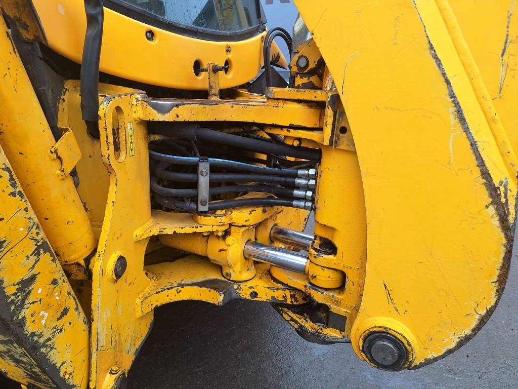 Rýpadlo-nakladač JCB 4CN YHDISTELMÄKONE KALLISTAJALLA: obrázek 8