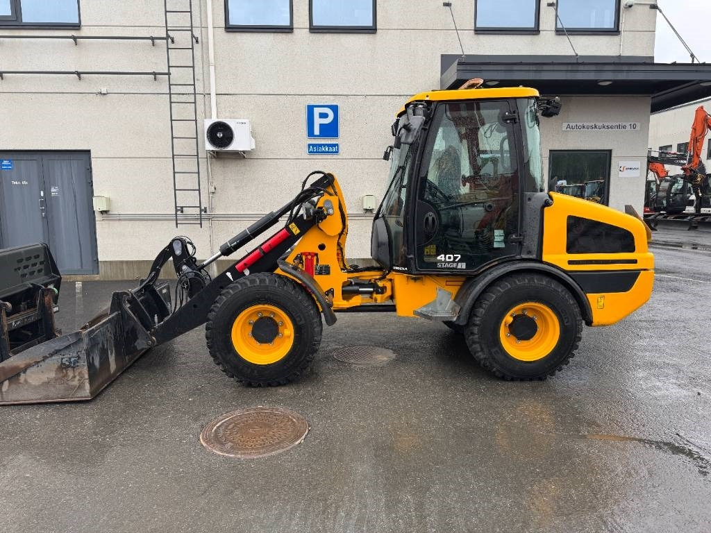 JCB MYYTY! SOLD! 407 SV - Kolový nakladač: obrázek 2 JCB MYYTY! SOLD! 407 SV - Kolový nakladač: obrázek 2