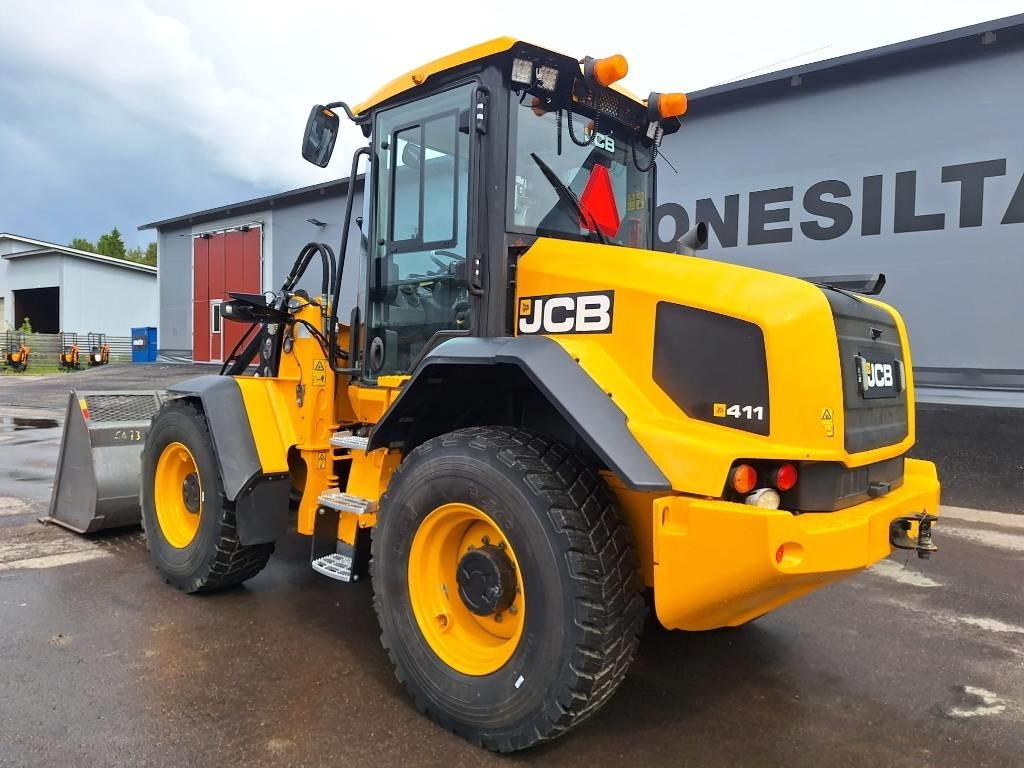 JCB MYYTY! SOLD! 411HT T4F HYVÄT RENKAAT YM. - Kolový nakladač: obrázek 2 JCB MYYTY! SOLD! 411HT T4F HYVÄT RENKAAT YM. - Kolový nakladač: obrázek 2