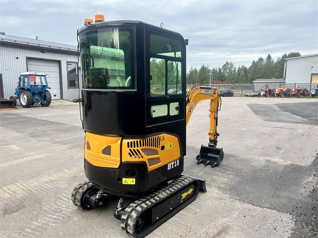 JPC HT18 HYTILLÄ KUIN UUSI - Mini rýpadlo: obrázek 4 JPC HT18 HYTILLÄ KUIN UUSI - Mini rýpadlo: obrázek 4
