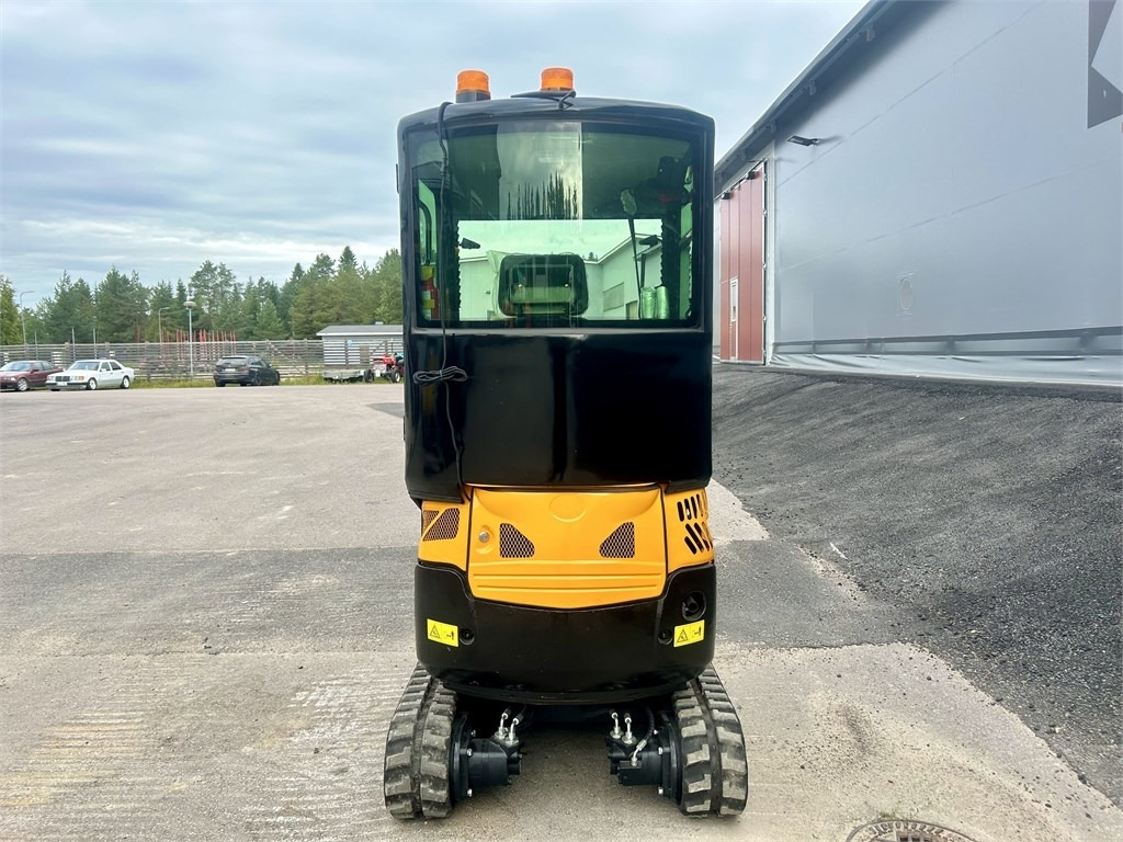 JPC HT18 HYTILLÄ KUIN UUSI - Mini rýpadlo: obrázek 3 JPC HT18 HYTILLÄ KUIN UUSI - Mini rýpadlo: obrázek 3