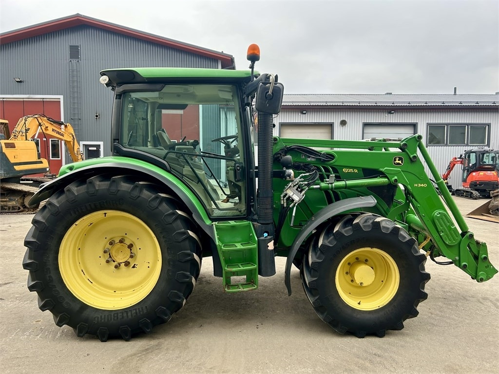 John Deere 6125 R AUTOPOWER ETUKUORMAAJALLA - Traktor: obrázek 5 John Deere 6125 R AUTOPOWER ETUKUORMAAJALLA - Traktor: obrázek 5