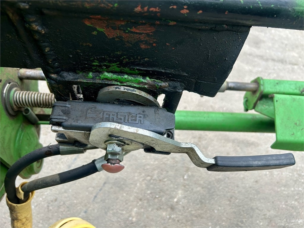 John Deere 6125 R AUTOPOWER ETUKUORMAAJALLA  leasing John Deere 6125 R AUTOPOWER ETUKUORMAAJALLA: obrázek 15