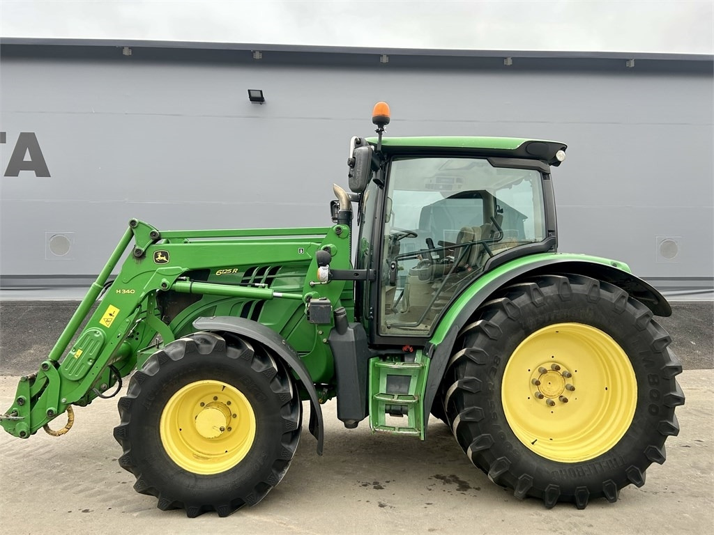 John Deere 6125 R AUTOPOWER ETUKUORMAAJALLA - Traktor: obrázek 1 John Deere 6125 R AUTOPOWER ETUKUORMAAJALLA - Traktor: obrázek 1