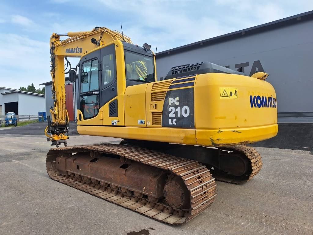 Komatsu MYYTY! SOLD! PC210LC-8 PYÖRITTÄJÄLLÄ - Pásové rýpadlo: obrázek 2 Komatsu MYYTY! SOLD! PC210LC-8 PYÖRITTÄJÄLLÄ - Pásové rýpadlo: obrázek 2