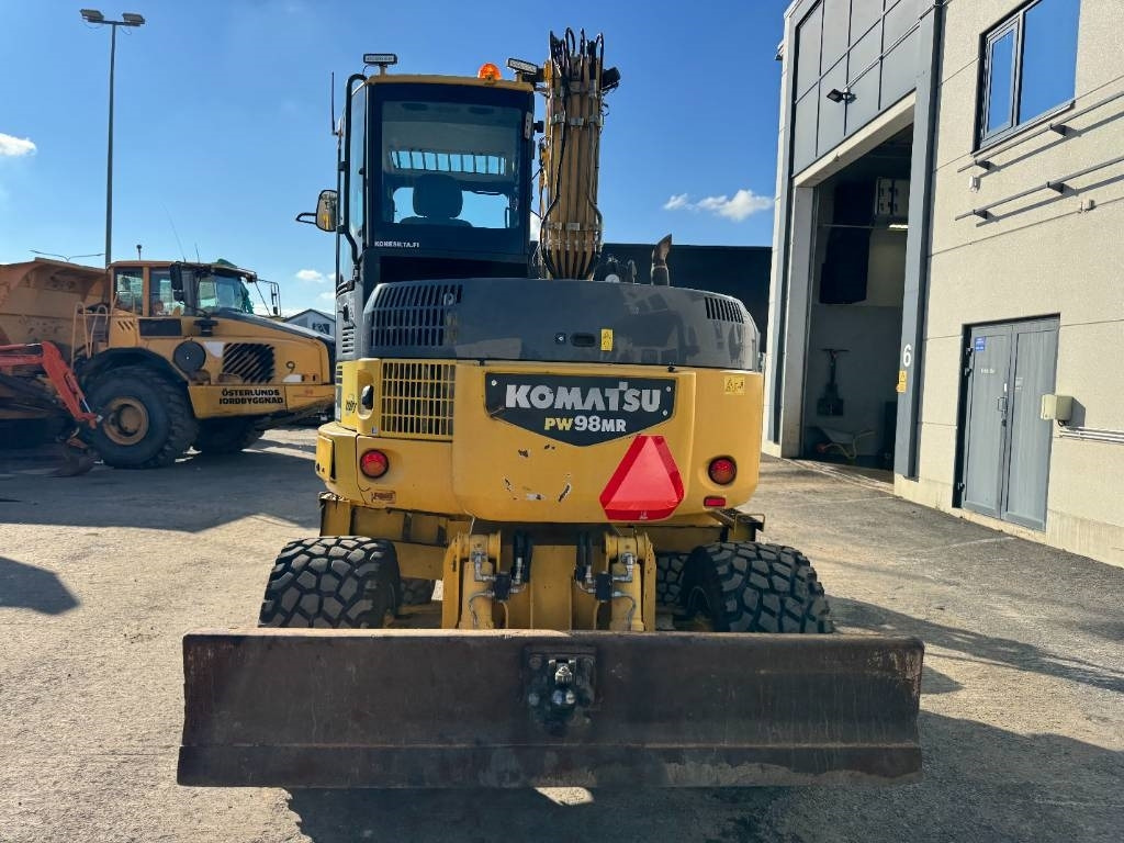 Komatsu PW 98 MR-6 - Kolesové rýpadlo: obrázek 4 Komatsu PW 98 MR-6 - Kolesové rýpadlo: obrázek 4
