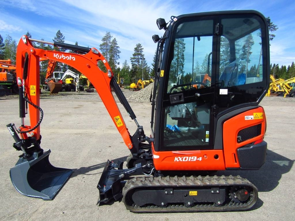 Kubota KX019-4 KALLISTAJALLA UUSI!! - Mini rýpadlo: obrázek 1 Kubota KX019-4 KALLISTAJALLA UUSI!! - Mini rýpadlo: obrázek 1