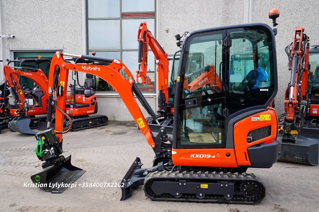 Kubota KX019-4 PYÖRITTÄJÄLLÄ - Mini rýpadlo: obrázek 1 Kubota KX019-4 PYÖRITTÄJÄLLÄ - Mini rýpadlo: obrázek 1