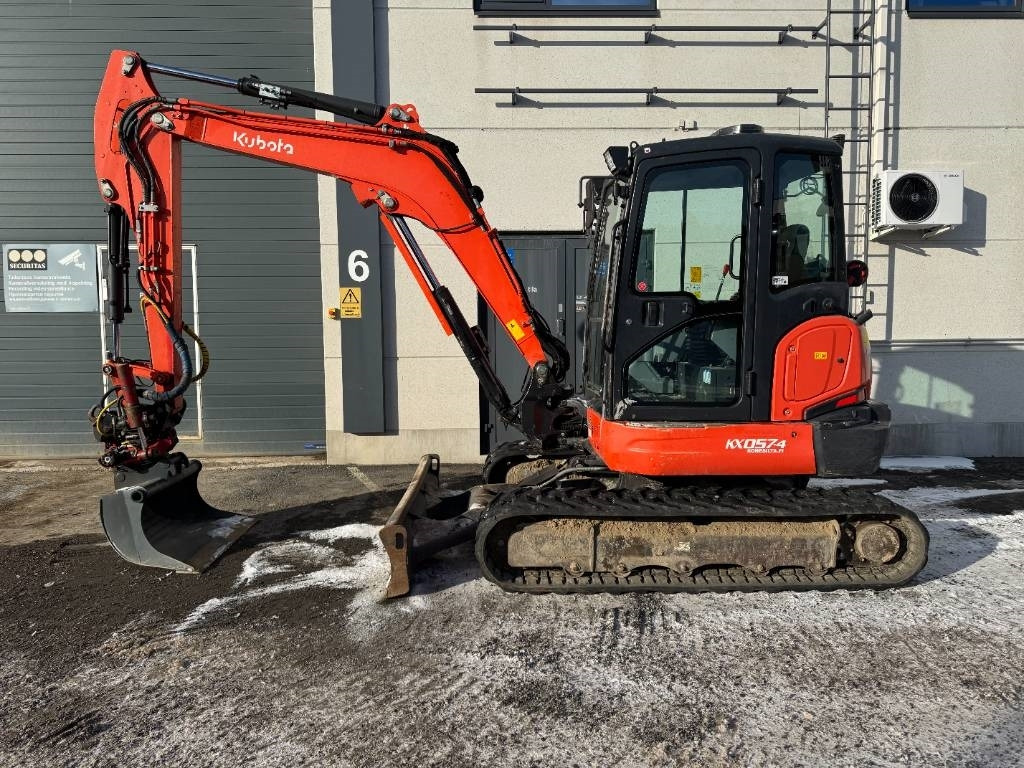 Kubota KX057-4 Pyörittäjällä - Mini rýpadlo: obrázek 1 Kubota KX057-4 Pyörittäjällä - Mini rýpadlo: obrázek 1