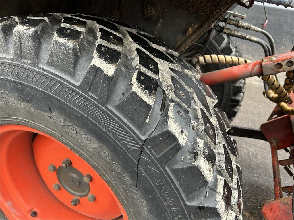 Kubota L 3600 AURA JA HIEKOTIN  leasing Kubota L 3600 AURA JA HIEKOTIN: obrázek 10