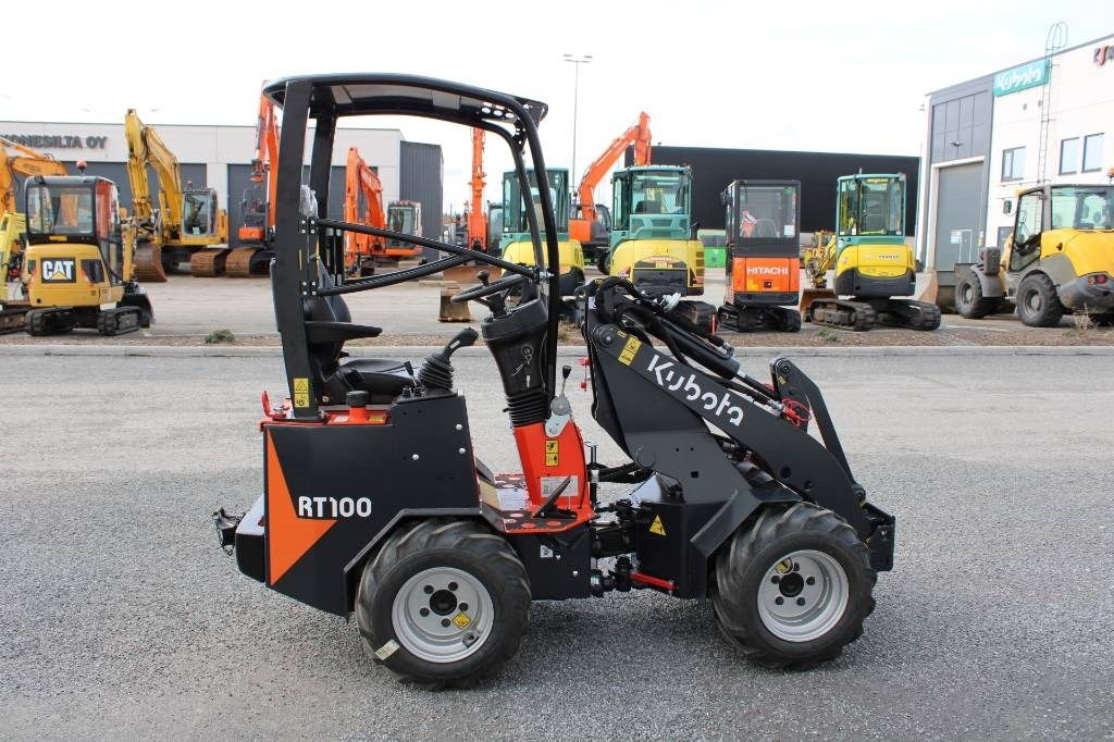 Kubota RT100-2 UUSI - Kloubový nakladač: obrázek 5 Kubota RT100-2 UUSI - Kloubový nakladač: obrázek 5