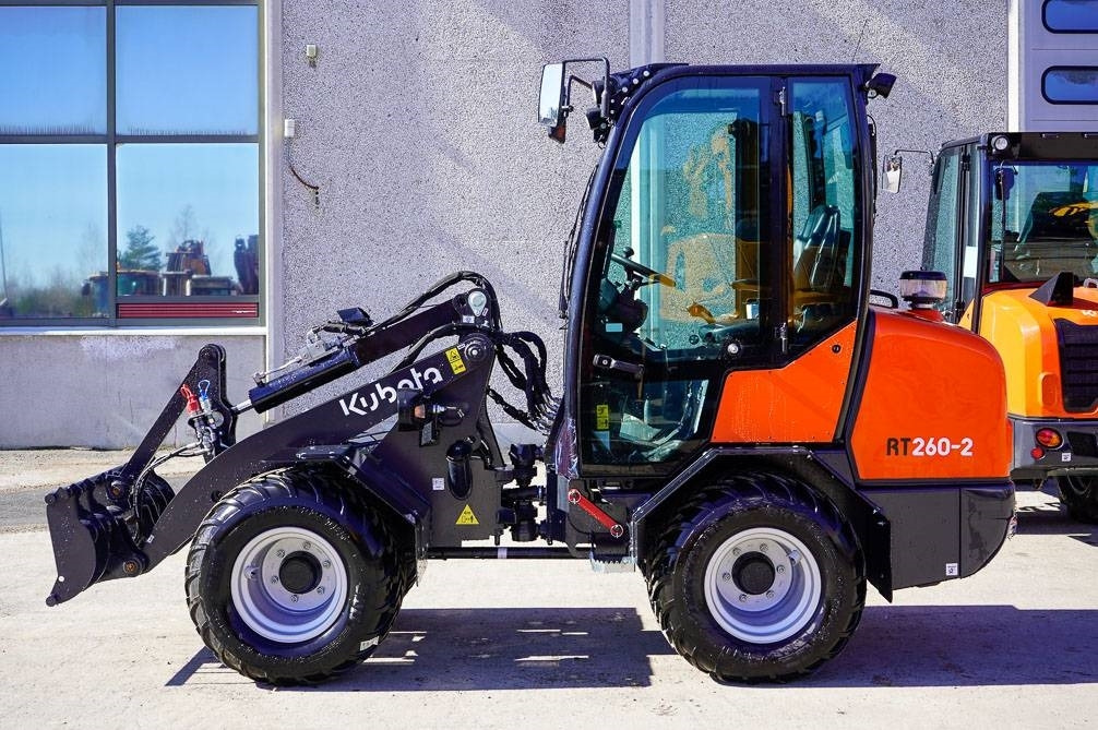 Kubota RT260-2 DELUXE - Kolový nakladač: obrázek 1 Kubota RT260-2 DELUXE - Kolový nakladač: obrázek 1