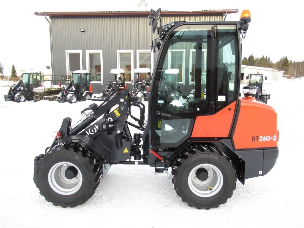Kubota RT260-2 UUSI, TAKUU - Kloubový nakladač: obrázek 1 Kubota RT260-2 UUSI, TAKUU - Kloubový nakladač: obrázek 1