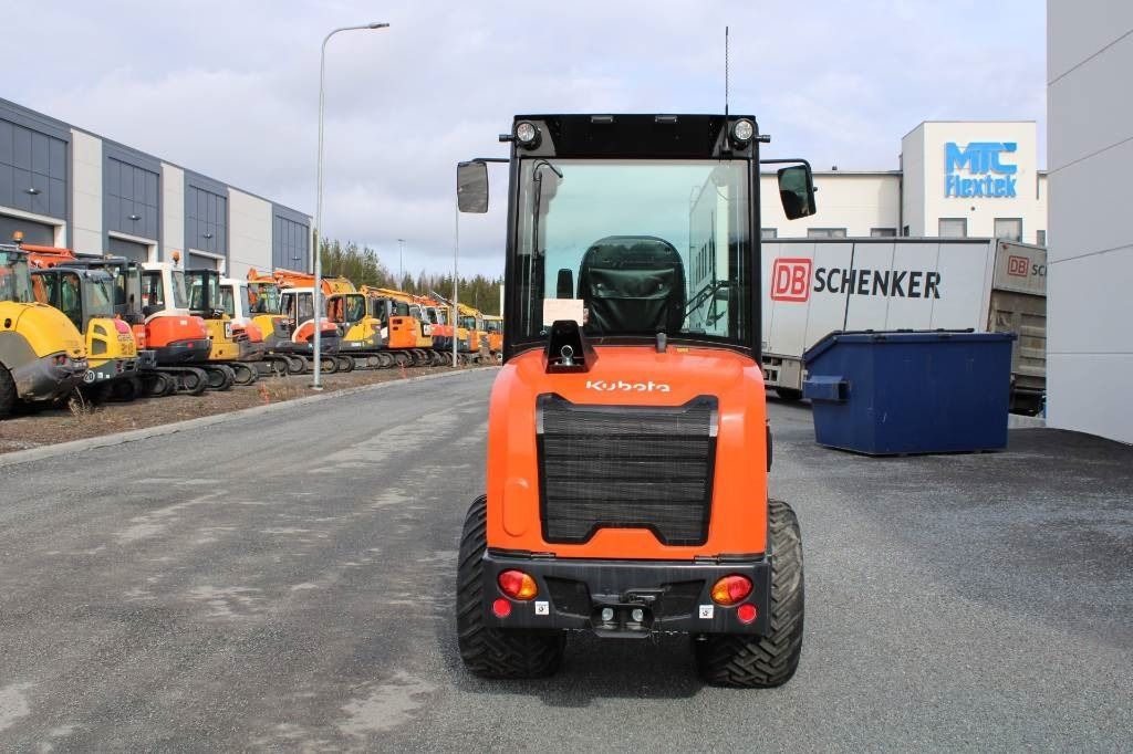 Kubota RT270-2 UUSI - Kloubový nakladač: obrázek 3 Kubota RT270-2 UUSI - Kloubový nakladač: obrázek 3