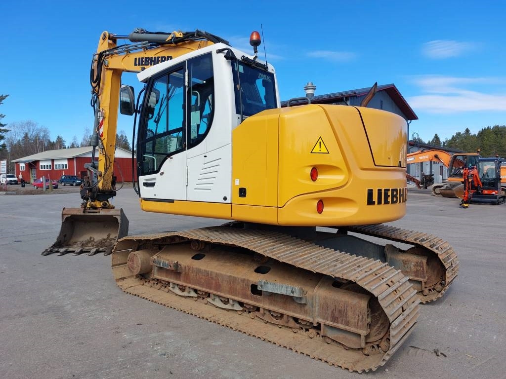 Liebherr MYYTY! SOLD! R914 COMPACT - Pásové rýpadlo: obrázek 2 Liebherr MYYTY! SOLD! R914 COMPACT - Pásové rýpadlo: obrázek 2