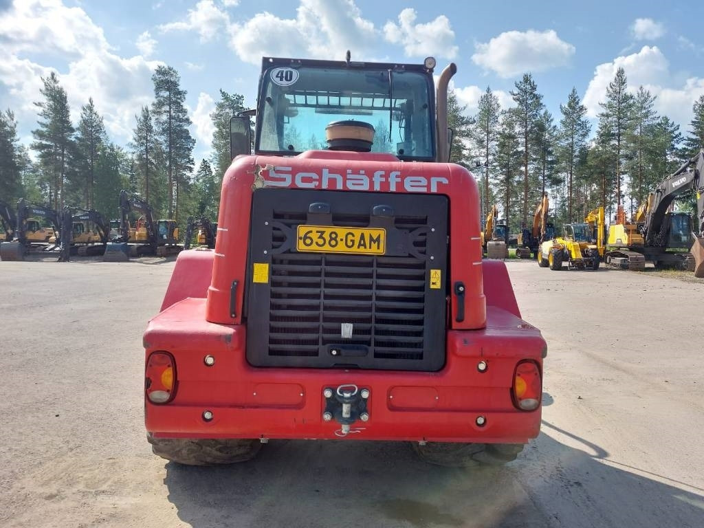 Schäffer 9660T TELESKOOPPIKUROTTAJA - Kolový nakladač: obrázek 3 Schäffer 9660T TELESKOOPPIKUROTTAJA - Kolový nakladač: obrázek 3