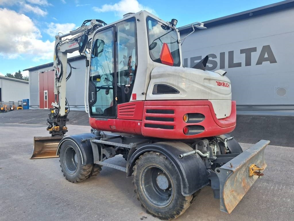 Takeuchi TB295W PYÖRITTÄJÄLLÄ - Kolesové rýpadlo: obrázek 2 Takeuchi TB295W PYÖRITTÄJÄLLÄ - Kolesové rýpadlo: obrázek 2