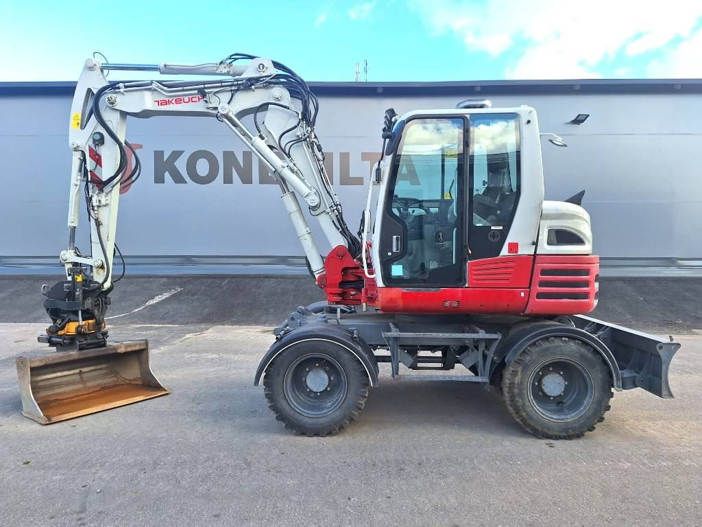 Takeuchi TB295W PYÖRITTÄJÄLLÄ - Kolesové rýpadlo: obrázek 1 Takeuchi TB295W PYÖRITTÄJÄLLÄ - Kolesové rýpadlo: obrázek 1