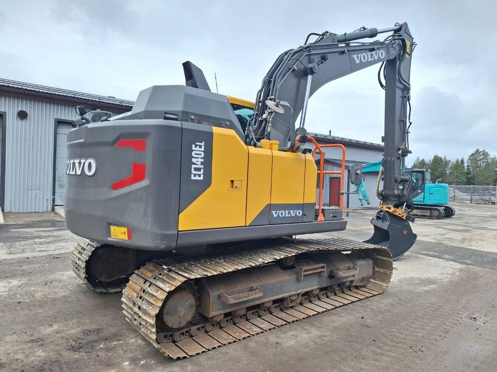 Volvo EC140EL PYÖRITTÄJÄLLÄ - Pásové rýpadlo: obrázek 4 Volvo EC140EL PYÖRITTÄJÄLLÄ - Pásové rýpadlo: obrázek 4