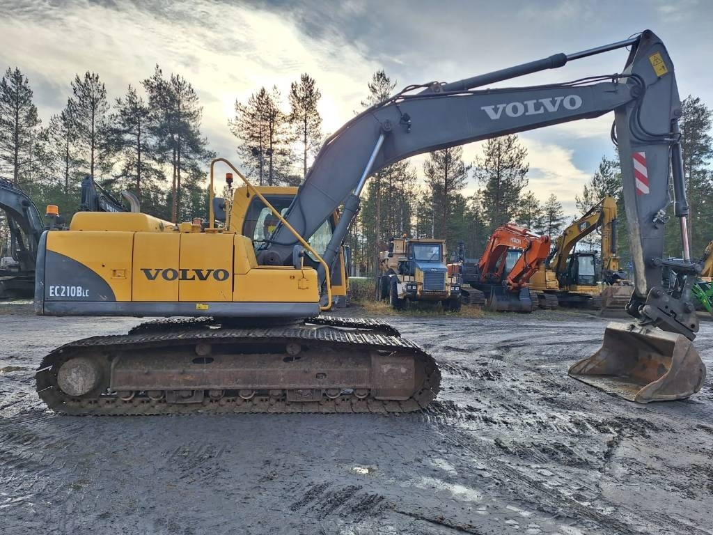 Volvo EC210BLC KALLISTUVA LUISKAKAUHA - Pásové rýpadlo: obrázek 5 Volvo EC210BLC KALLISTUVA LUISKAKAUHA - Pásové rýpadlo: obrázek 5
