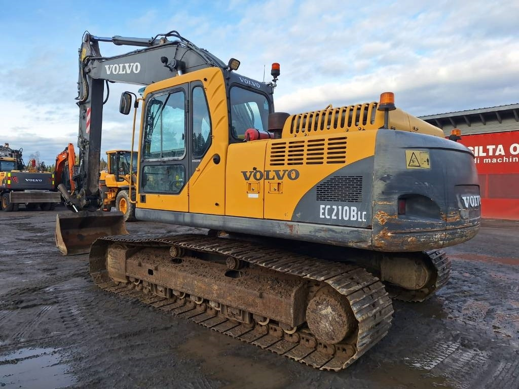 Volvo EC210BLC KALLISTUVA LUISKAKAUHA - Pásové rýpadlo: obrázek 2 Volvo EC210BLC KALLISTUVA LUISKAKAUHA - Pásové rýpadlo: obrázek 2