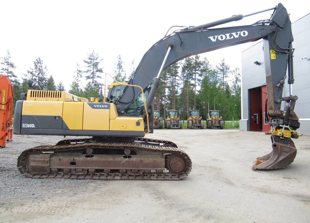 Pásové rýpadlo Volvo EC300DL PYÖRITTÄJÄLLÄ: obrázek 6