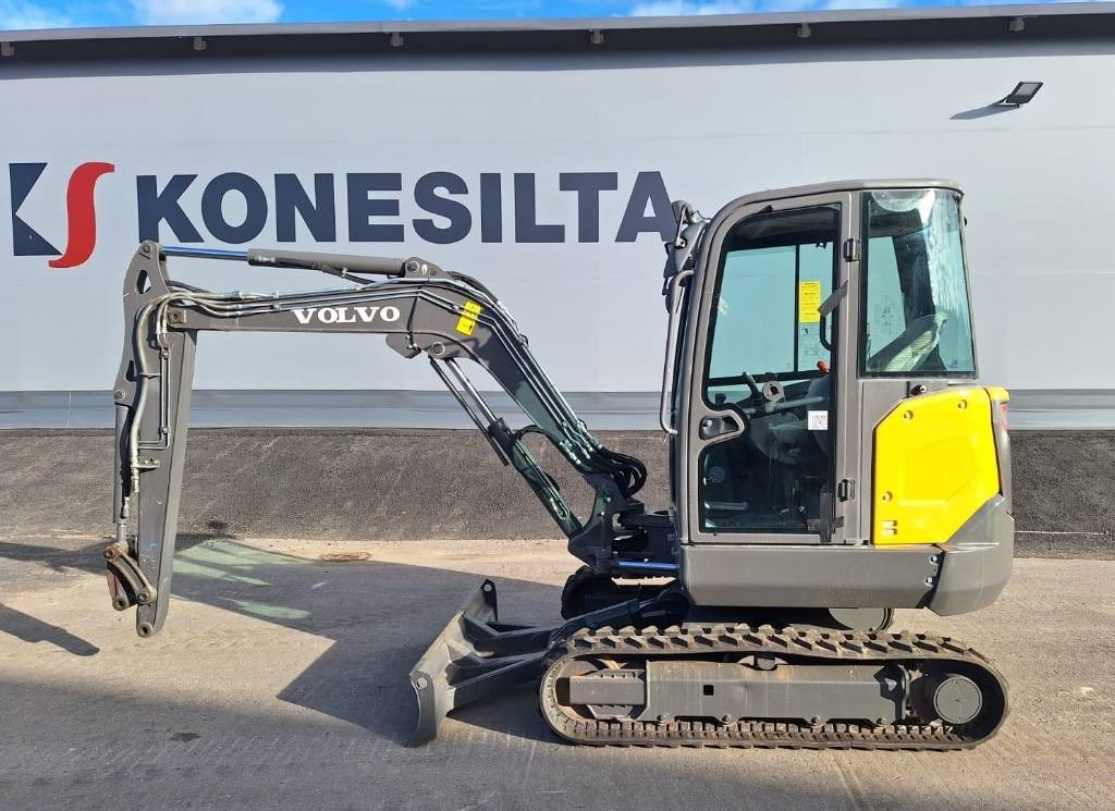 Volvo EC35D HIENO KUNTO - Mini rýpadlo: obrázek 1 Volvo EC35D HIENO KUNTO - Mini rýpadlo: obrázek 1
