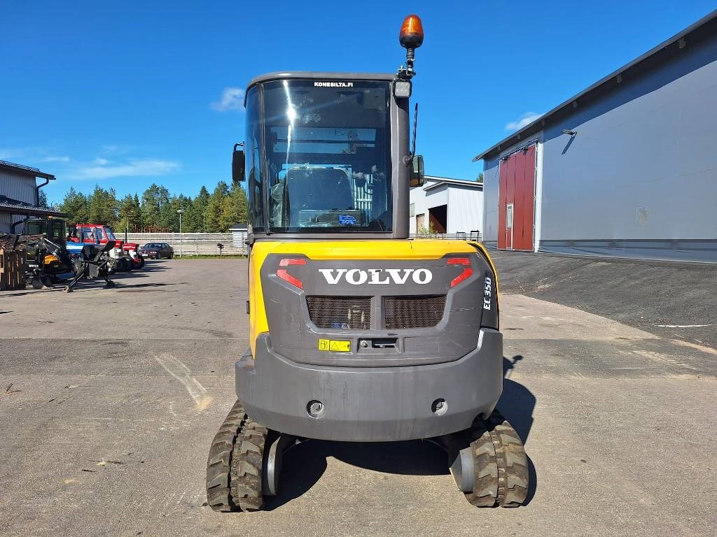 Volvo EC35D PYÖRITTÄJÄLLÄ - Mini rýpadlo: obrázek 3 Volvo EC35D PYÖRITTÄJÄLLÄ - Mini rýpadlo: obrázek 3
