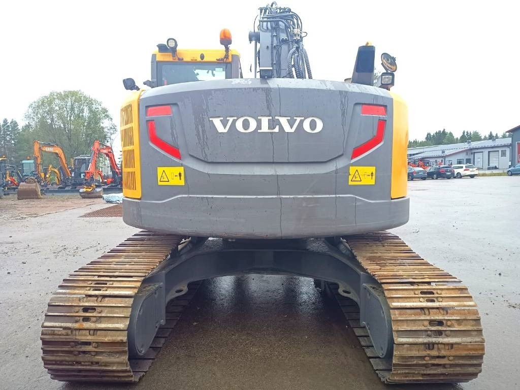 Volvo ECR235DL PYÖRITTÄJÄLLÄ - Pásové rýpadlo: obrázek 4 Volvo ECR235DL PYÖRITTÄJÄLLÄ - Pásové rýpadlo: obrázek 4