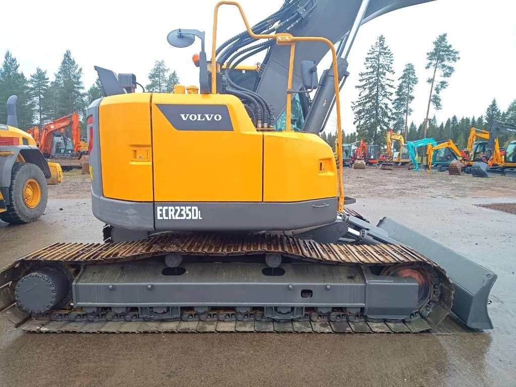 Volvo ECR235DL PYÖRITTÄJÄLLÄ - Pásové rýpadlo: obrázek 5 Volvo ECR235DL PYÖRITTÄJÄLLÄ - Pásové rýpadlo: obrázek 5