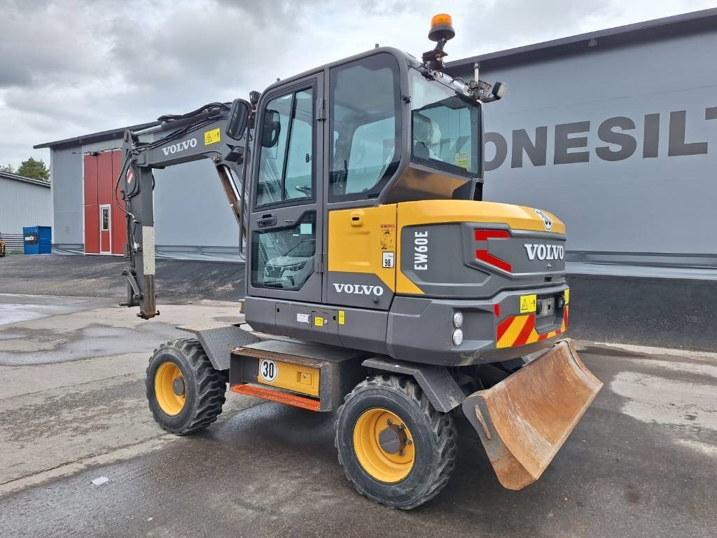 Volvo EW60E VÄHÄN AJETTU - Kolesové rýpadlo: obrázek 2 Volvo EW60E VÄHÄN AJETTU - Kolesové rýpadlo: obrázek 2