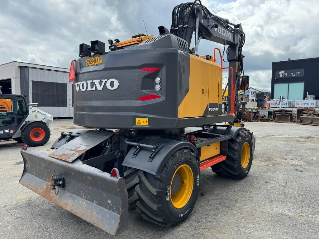 Volvo EWR150E ENGCON+PIHDIT - Kolesové rýpadlo: obrázek 5 Volvo EWR150E ENGCON+PIHDIT - Kolesové rýpadlo: obrázek 5