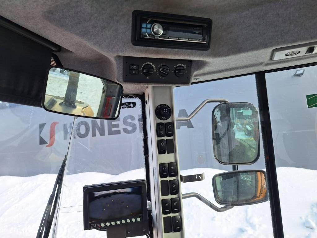 Kolový nakladač Volvo L120G VIPUOHJAUS, YM.: obrázek 12