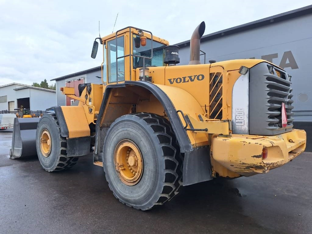 Volvo L180E VAAKALLA - Kolový nakladač: obrázek 2 Volvo L180E VAAKALLA - Kolový nakladač: obrázek 2