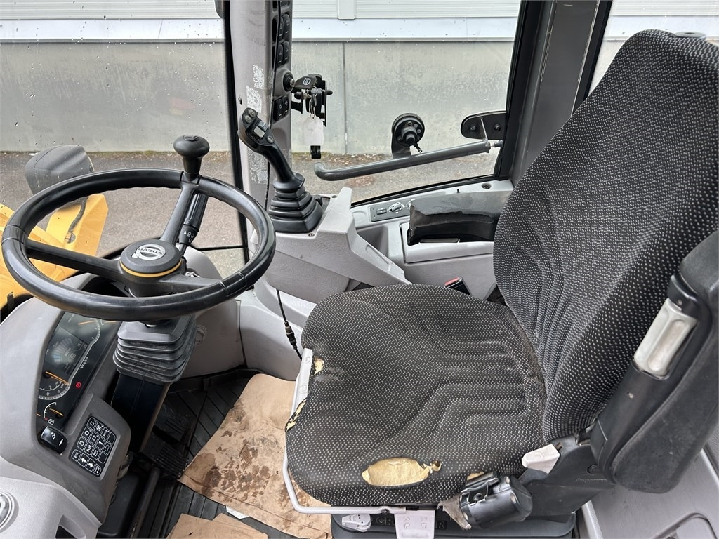 Kolový nakladač Volvo L50H 1-omistaja: obrázek 10