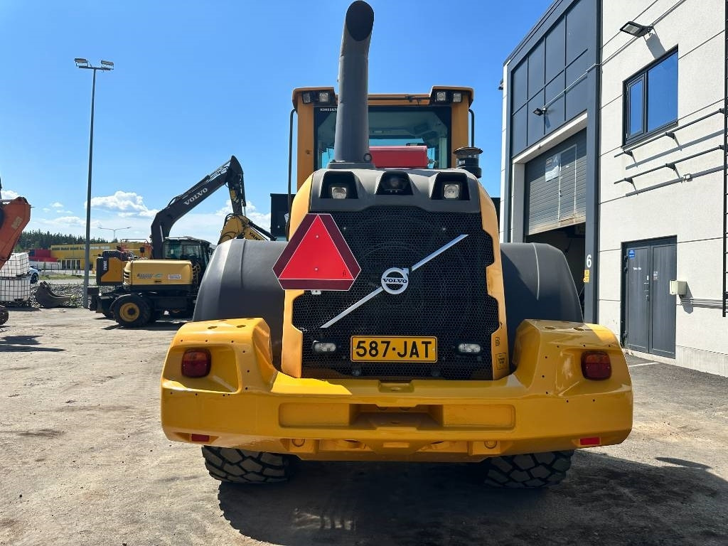 Volvo L70G vipuohjaus, 3' ja 4' hydr - Kolový nakladač: obrázek 3 Volvo L70G vipuohjaus, 3' ja 4' hydr - Kolový nakladač: obrázek 3