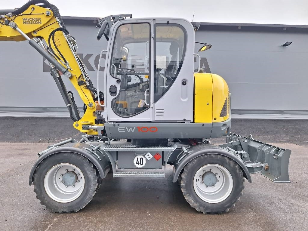 Wacker EW100 PYÖRITTÄJÄLLÄ - Kolesové rýpadlo: obrázek 2 Wacker EW100 PYÖRITTÄJÄLLÄ - Kolesové rýpadlo: obrázek 2
