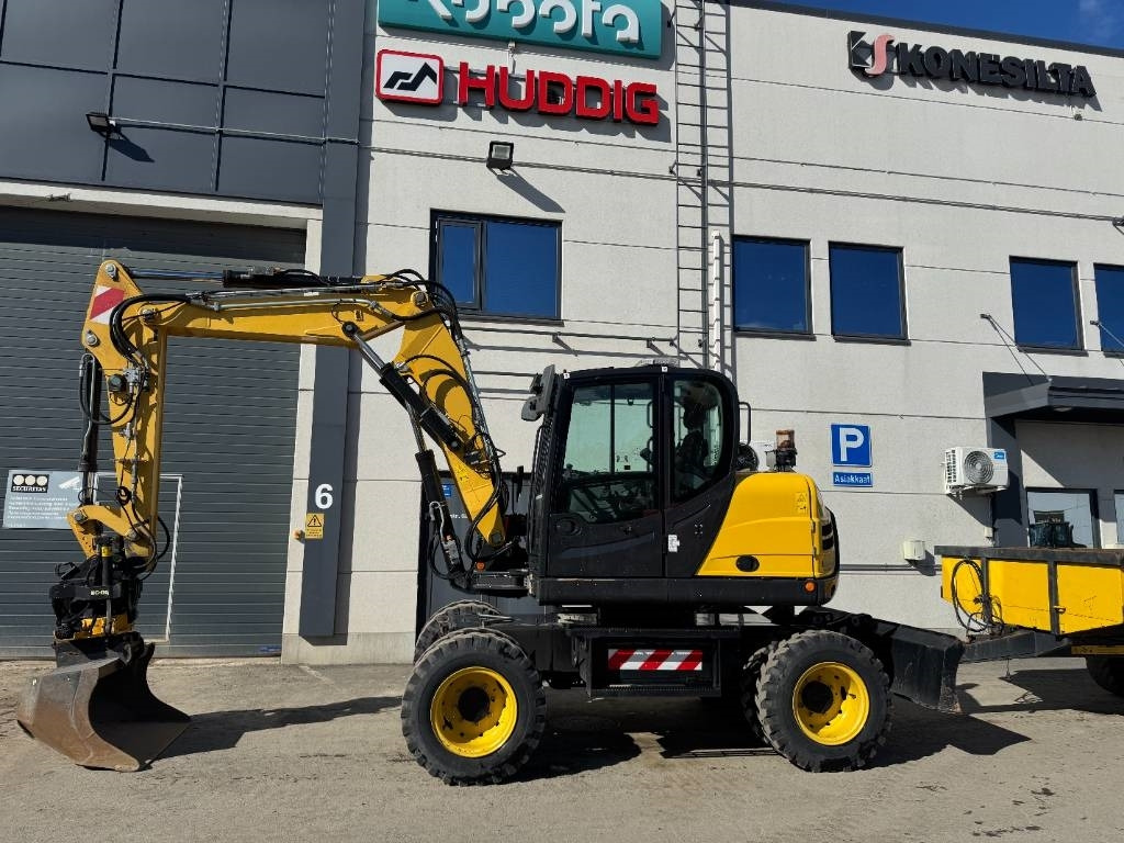 Yanmar B 110 W Hyvät varusteet / Siisti / Vähän ajettu - Kolesové rýpadlo: obrázek 2 Yanmar B 110 W Hyvät varusteet / Siisti / Vähän ajettu - Kolesové rýpadlo: obrázek 2