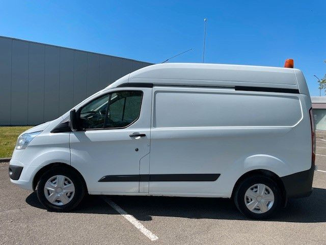 Ford Transit Custom 2.2TDCI. Klima. Tempomat. Xenon. - Malá dodávka: obrázek 2 Ford Transit Custom 2.2TDCI. Klima. Tempomat. Xenon. - Malá dodávka: obrázek 2