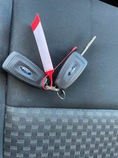 Malá dodávka Ford Transit Custom L2. Klima. Navi. Kamera. Tempomat: obrázek 22 Malá dodávka Ford Transit Custom L2. Klima. Navi. Kamera. Tempomat: obrázek 22