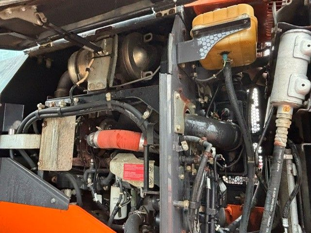 Kolový nakladač Hitachi ZW220-6. Hochkippschaufel. Wage.: obrázek 18