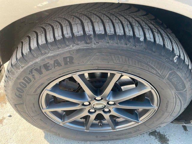 SUV Land Rover Range Rover Evoque Dynamic SE: obrázek 15