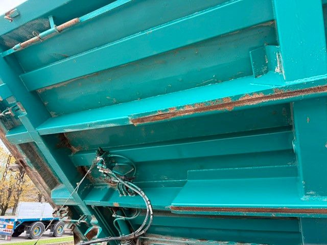 Renault Kerax 6x4. Bordmatic. Meiller Kipper. - Sklápěč: obrázek 5 Renault Kerax 6x4. Bordmatic. Meiller Kipper. - Sklápěč: obrázek 5