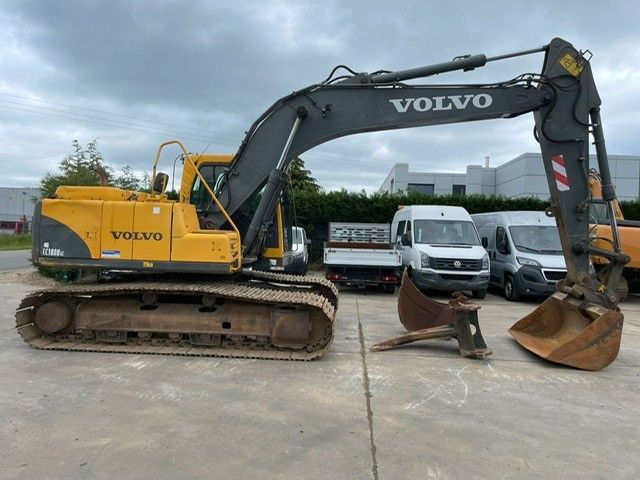 Volvo EC180B. 2 Löffel + 1 Ripperzahne. Klima. - Pásové rýpadlo: obrázek 1 Volvo EC180B. 2 Löffel + 1 Ripperzahne. Klima. - Pásové rýpadlo: obrázek 1