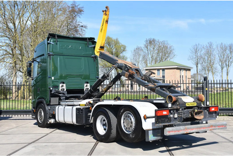 Scania S500 NGS 6x2*4 - HOOKLIFT SYSTEM - RETARDER - 313 TKM - PARK. AIRCO - WHEELBASE: 475 CM - PTO - GOOD CONDITION - - Hákový nosič kontejnerů: obrázek 3 Scania S500 NGS 6x2*4 - HOOKLIFT SYSTEM - RETARDER - 313 TKM - PARK. AIRCO - WHEELBASE: 475 CM - PTO - GOOD CONDITION - - Hákový nosič kontejnerů: obrázek 3
