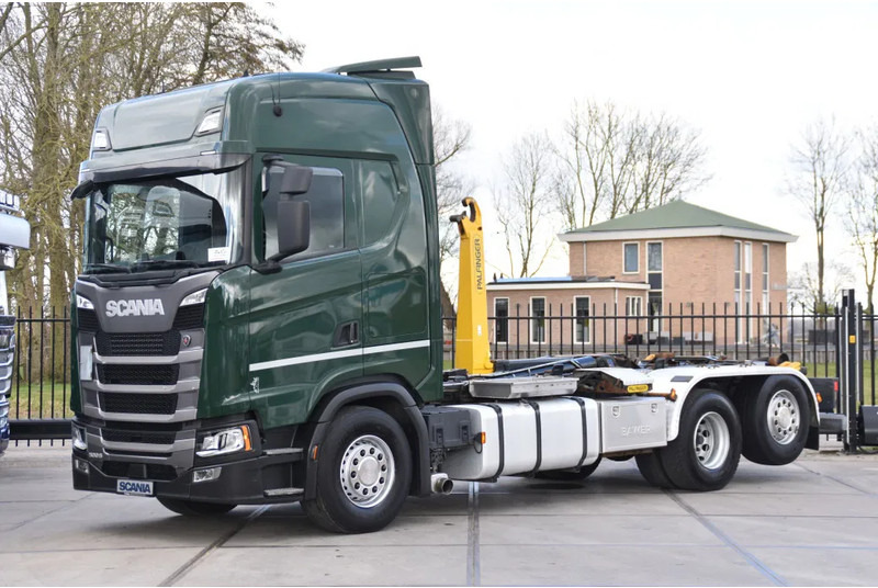 Scania S500 NGS 6x2*4 - HOOKLIFT SYSTEM - RETARDER - PARK. AIRCO - WHEELBASE: 475 CM - PTO - GOOD CONDITION - - Hákový nosič kontejnerů: obrázek 2 Scania S500 NGS 6x2*4 - HOOKLIFT SYSTEM - RETARDER - PARK. AIRCO - WHEELBASE: 475 CM - PTO - GOOD CONDITION - - Hákový nosič kontejnerů: obrázek 2