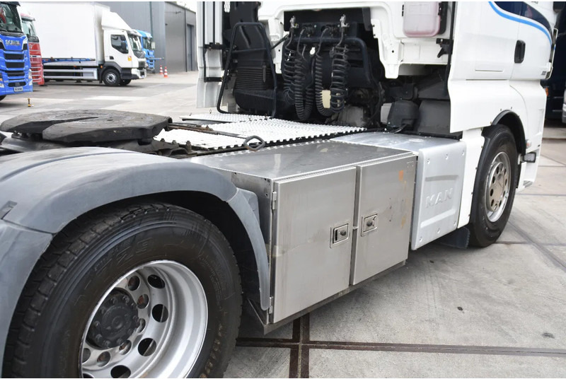 Tahač MAN TGX 18.420 - EURO 6 - ADR FL - PARK. AIRCO - NAVI - PTO - XENON LIGHTS - TOP CONDITION -: obrázek 10