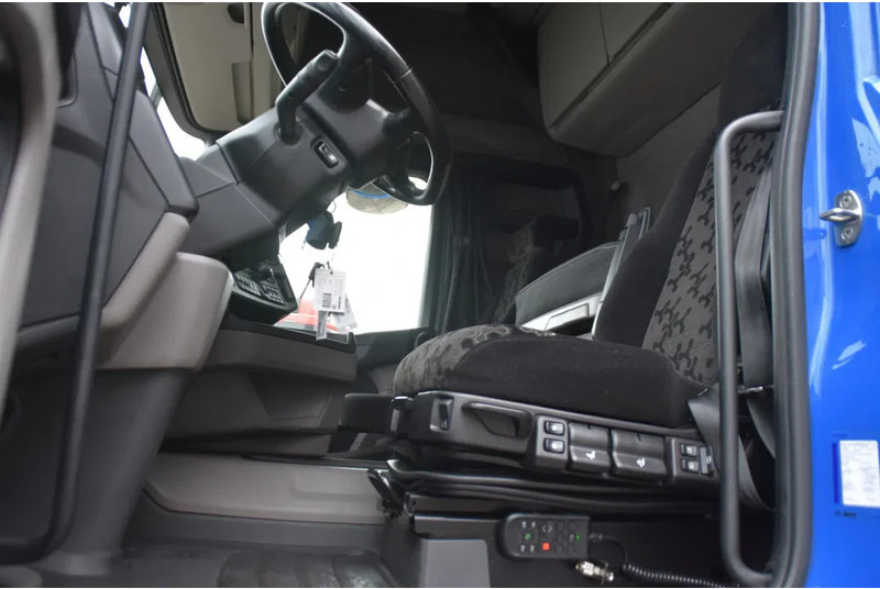 Scania R460 NGS 4x2 - SUPER - RETARDER - 319 TKM - PARK. AIRCO - ACC - NAVI - 2 x FUEL TANKS - TOP CONDITION - - Tahač: obrázek 4 Scania R460 NGS 4x2 - SUPER - RETARDER - 319 TKM - PARK. AIRCO - ACC - NAVI - 2 x FUEL TANKS - TOP CONDITION - - Tahač: obrázek 4